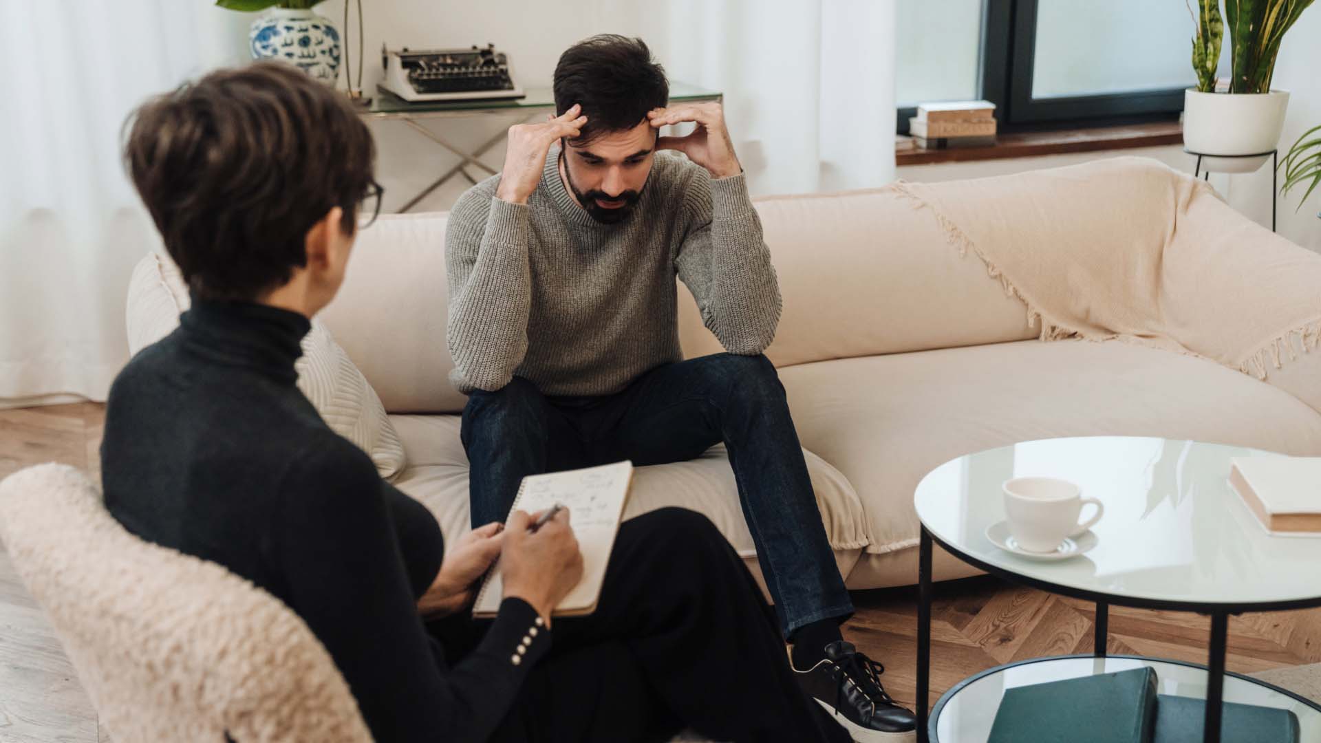 Harm Reduction vs. Abstinence: Understanding the Approaches in Addiction Treatment